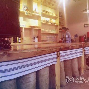 青海湖央茕林卡藏文化主题商务酒店酒店提供图片