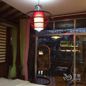 凤凰快乐时光客栈酒店提供图片