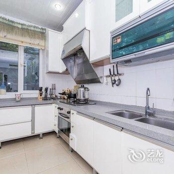 青岛芒豆的暖屋酒店提供图片