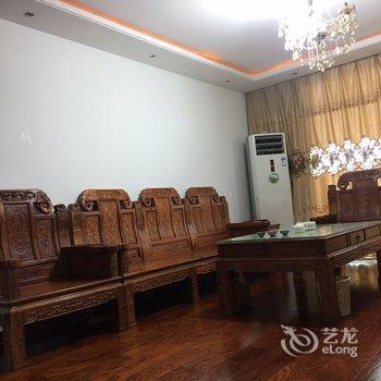 青岛金沙滩假日家庭公寓酒店提供图片