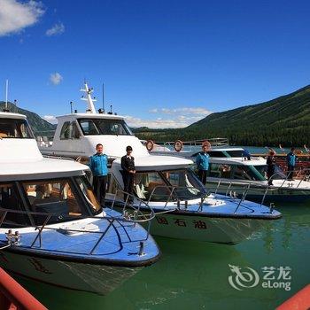 阿勒泰地区喀纳斯接待服务中心酒店提供图片