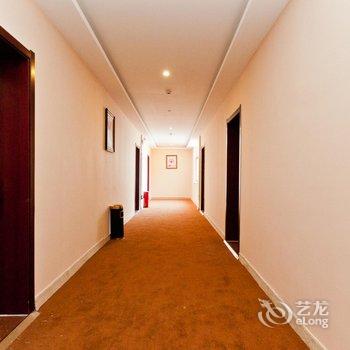 都市118连锁酒店(清河城火车站店)酒店提供图片