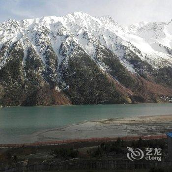 昌都瓦村雪域宾馆酒店提供图片