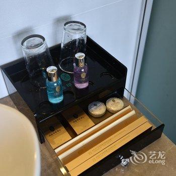 海螺沟鸿鑫印象酒店酒店提供图片