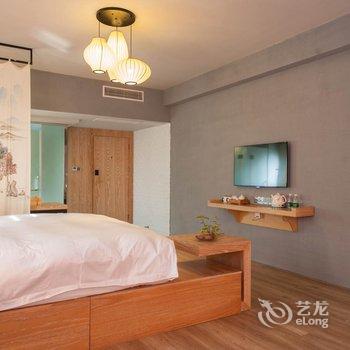 重庆的米空间酒店(观音桥北滨路鎏嘉码头店)酒店提供图片