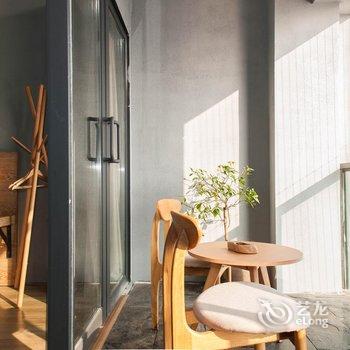 重庆的米空间酒店(观音桥北滨路鎏嘉码头店)酒店提供图片