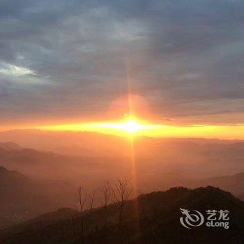 罗田薄刀峰紫雾山庄酒店提供图片