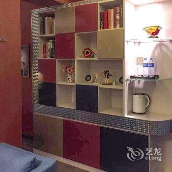 兰州西站乐谷臻品酒店式主题公寓酒店提供图片