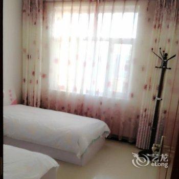 额济纳旗沙漠胡杨家庭旅店酒店提供图片