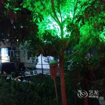 额济纳旗福鑫王家大院酒店提供图片