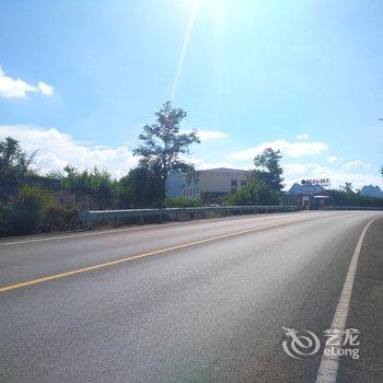 关岭千寻瀑山居酒店酒店提供图片