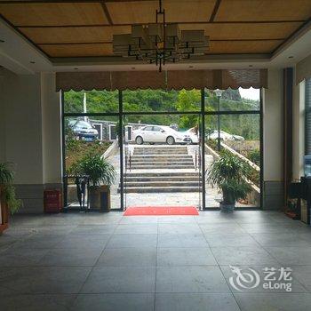 关岭千寻瀑山居酒店酒店提供图片