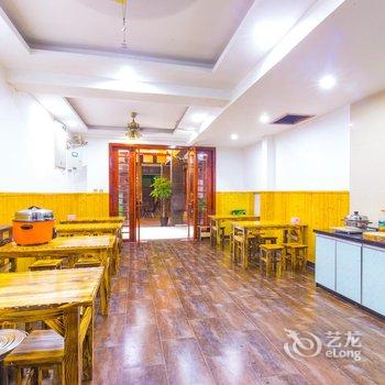 西双版纳绿孔雀主题客栈酒店提供图片