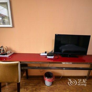 西宁源丰假日宾馆(高原集散中心)酒店提供图片