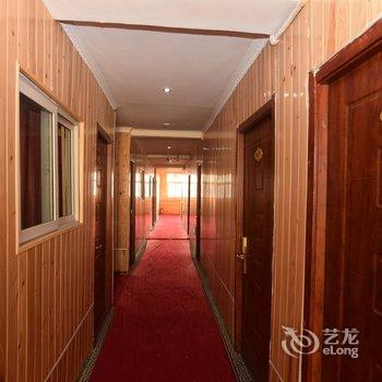 西宁源丰假日宾馆(高原集散中心)酒店提供图片