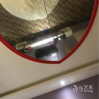 新乡左右连锁酒店(四季店)用户上传图片