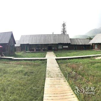 布尔津禾木鹿野乡村旅馆酒店提供图片