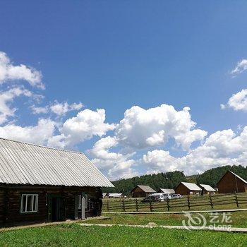 布尔津禾木鹿野乡村旅馆酒店提供图片