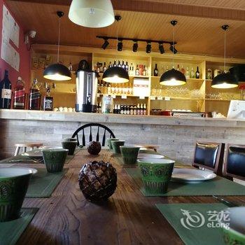 布尔津禾木鹿野乡村旅馆酒店提供图片