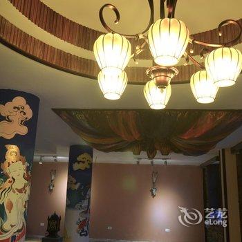 稻城佛塔尘缘精品客栈酒店提供图片