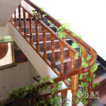 凤凰青木小居酒店提供图片