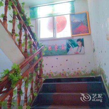 凤凰青木小居酒店提供图片