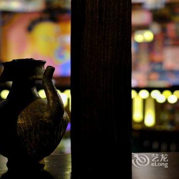 新都桥梵音阿缦艺术酒店酒店提供图片