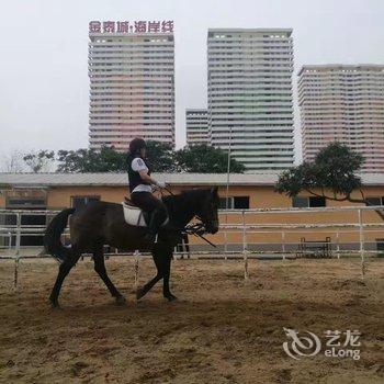 营口海岸线家庭式海景日租房酒店提供图片