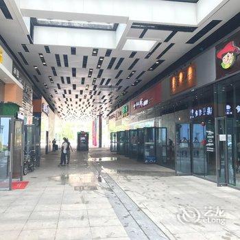 艾薇·星粤国际公寓(佛山千灯湖礌岗地铁站店)酒店提供图片