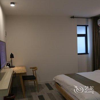 桂林湖畔·忆阁酒店提供图片