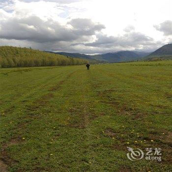 布尔津禾木第一家山庄酒店提供图片