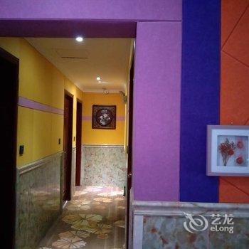 陇南晚霞红聚客主题酒店酒店提供图片