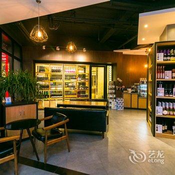 义乌顶伦概念酒店酒店提供图片