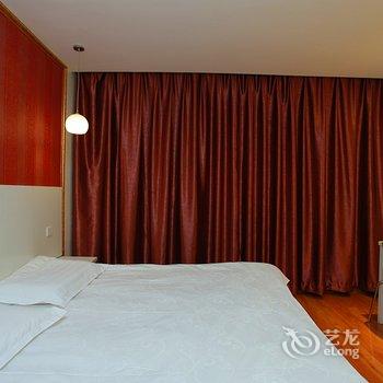 如家云上四季(香格里拉古城长征大道店)酒店提供图片