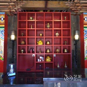 稻城亚丁摩梵文化主题酒店酒店提供图片