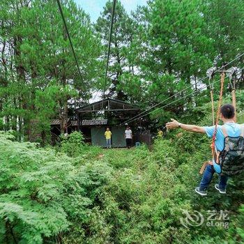 休宁自由家树屋世界酒店提供图片