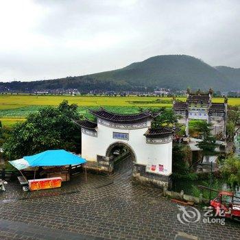 腾冲和顺百岁居酒店提供图片