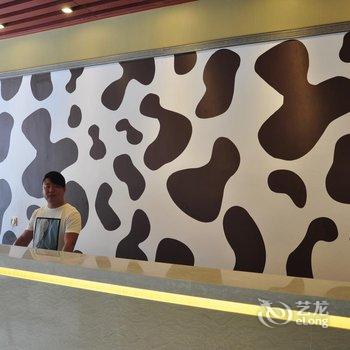 青岛奶牛精品公寓酒店酒店提供图片