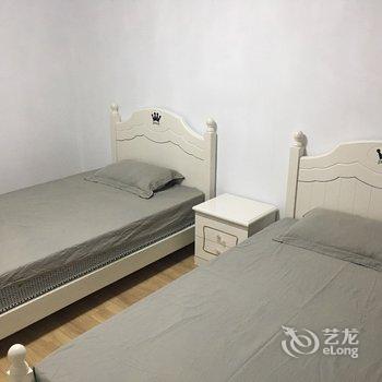 上海陈家镇东滩苹果花园公寓(裕展路店)酒店提供图片