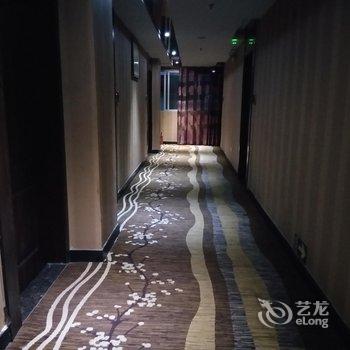 兴国东福时尚酒店酒店提供图片