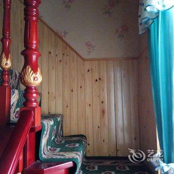 乌鲁木齐巴洛克民族风私人露台观景房复式酒店提供图片
