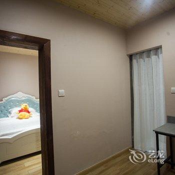 �Ϻ�С����ˮ��Ʒ���޾Ƶ��ṩͼƬ