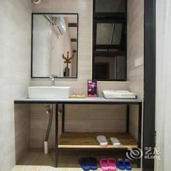 �Ϻ�С����ˮ��Ʒ���޾Ƶ��ṩͼƬ