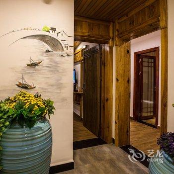 张家界虫二客栈酒店提供图片