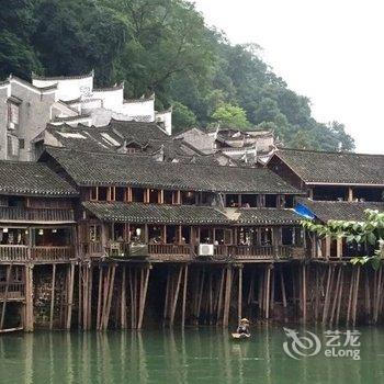 凤凰行者客栈酒店提供图片