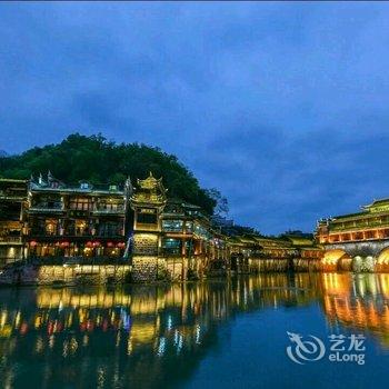 凤凰行者客栈酒店提供图片