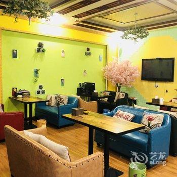 峨眉山乐途主题酒店酒店提供图片