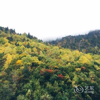 毕棚沟雪花山庄酒店提供图片