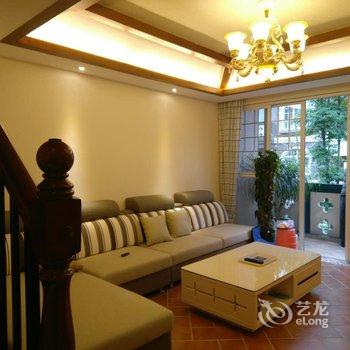 成都六月星叠拼别墅酒店提供图片