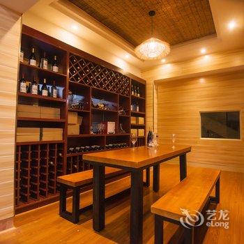 凤凰县旅途临江客栈酒店提供图片